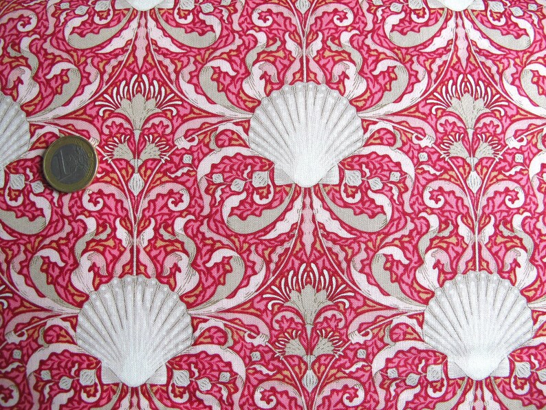 Tilda fabric Cotton Beach shell image 2