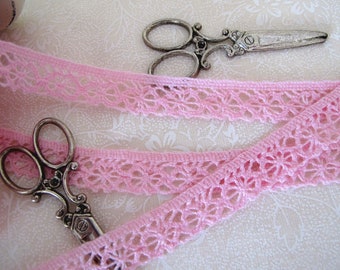 Crochet border pink (1.50 EUR/meter) 2 m