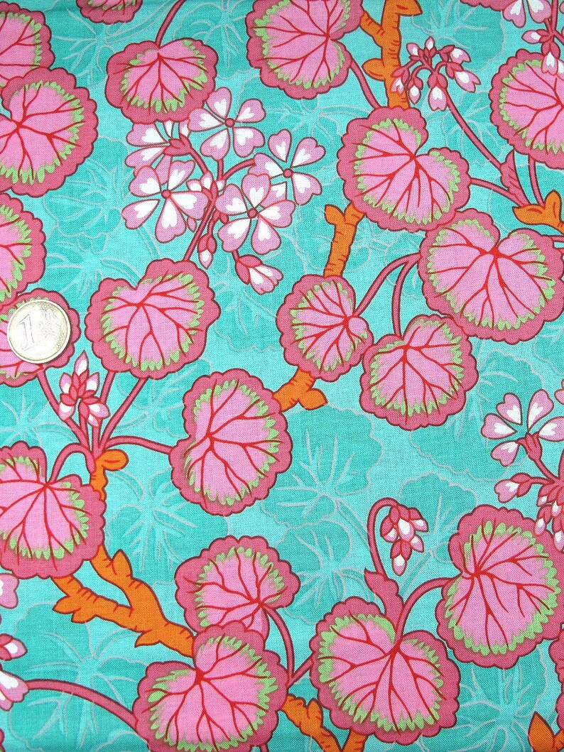 Fabric Kaffe Fassett Geraniums image 4