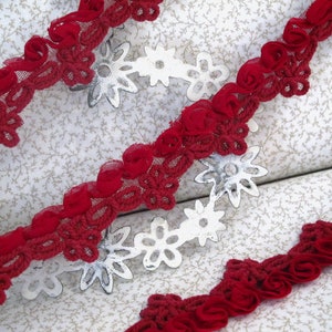 Flower border lace red image 3