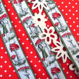 Woven ribbon Daniela Drescher Fly agarics and elves EUR 3.95/meter acufactum image 2