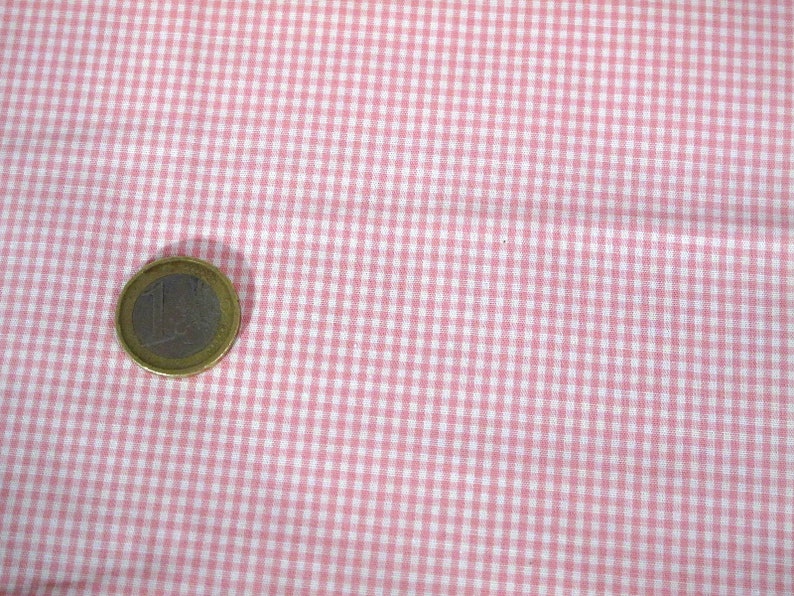 Checked fabric image 3