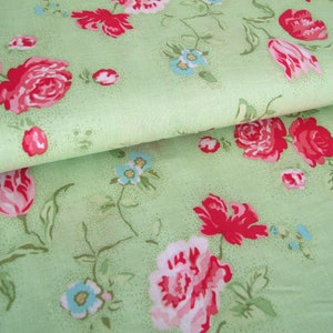 Patchwork fabric roses image 3