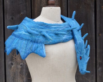 Felted Azure Rocky Spiked Dragon scarf/ Wool stole shaped like winged dragon/ Shrug for fantasy lover/ Fantastic beast/ Cosplay/Stage prop