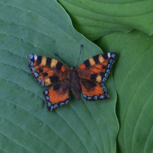 Butterfly needle felted brooch - Small tortoiseshell / Shawl pin / Handbag decoration / Unique wool ornament/ Backpack pin/ Made to order