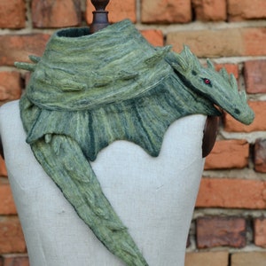 Felted Green Rocky Spiked Dragon scarf/ Wool stole shaped like winged dragon/ Shrug for fantasy lover/ Fantastic beast/ Cosplay/ Stage prop image 7