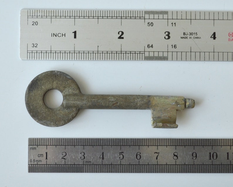 Soviets farmhouse decor Antique Rusty Metal keys Set of 3 vintage skeleton keys Russian collectibles mid century| Masculine decor