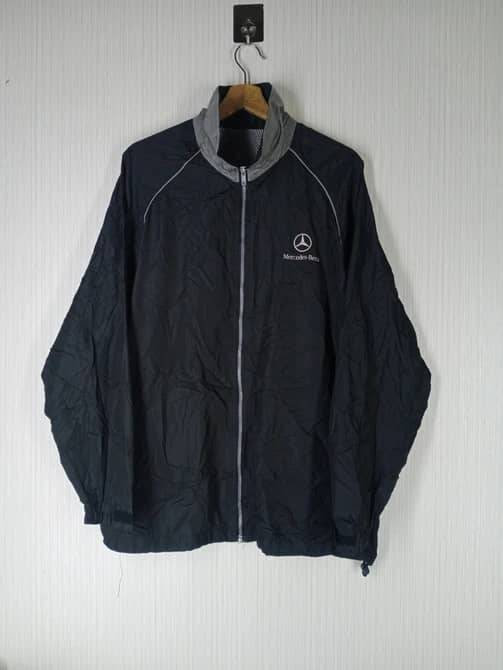 RARE!!! Vintage 90s Mercedes Benz Small Logo Light Jacket Size XL