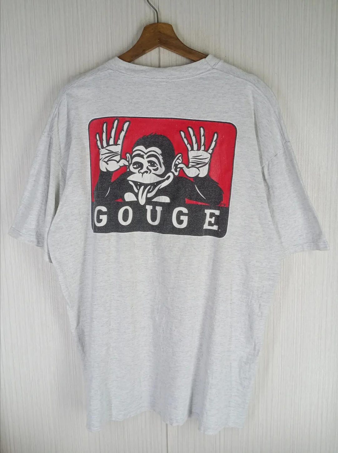 かわいい新作 Very Tshirt Logo Big Skateboard Gouge 90s Vintage Rare!!! トップス