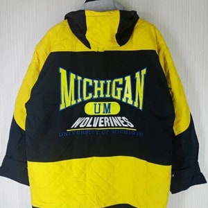 Rare!!! Vintage 90s Michigan Wolverines NCAA College Sports Big Logo Jacket Size L