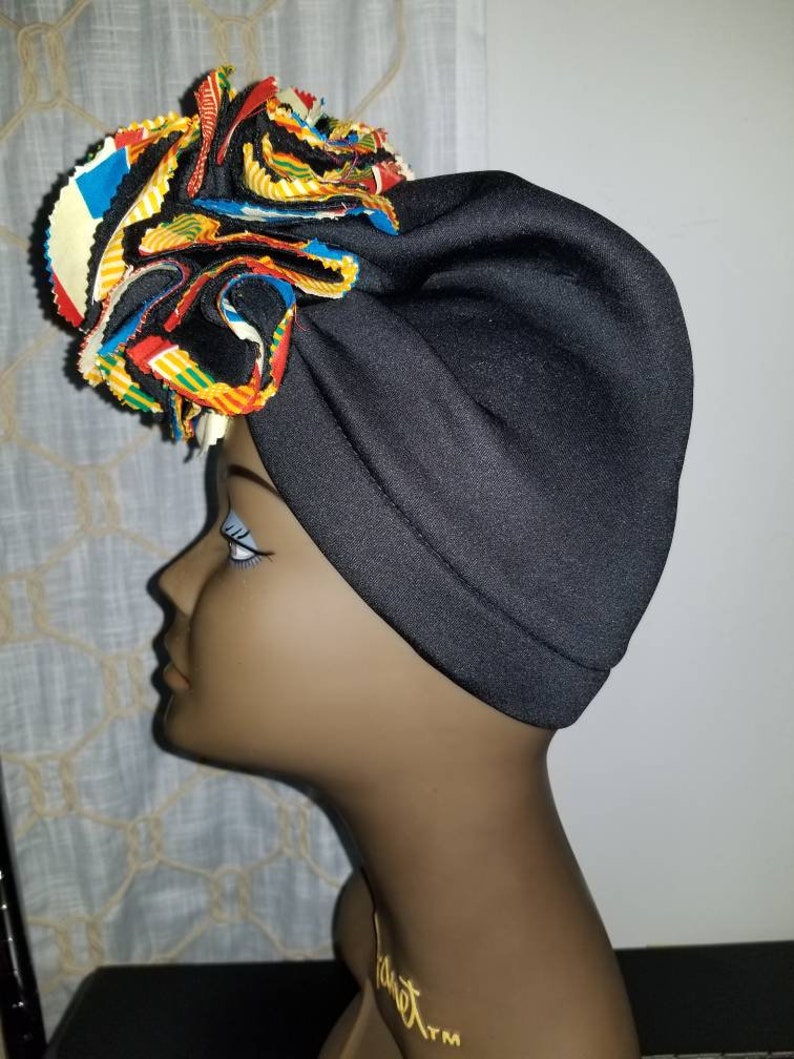 Maame Comforts Auto gele hat