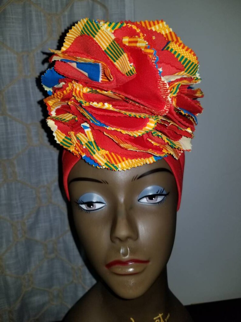 Maame Comforts Auto gele hat