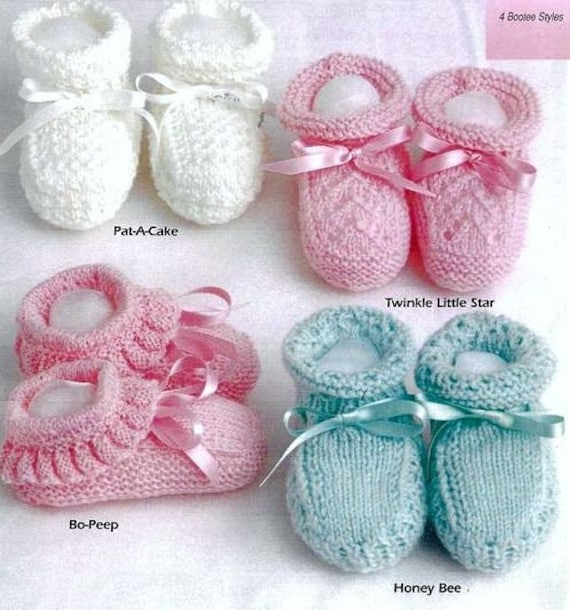 Chaussons bébé au tricot facile - Perles & Co