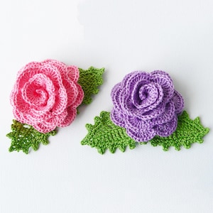 EN/DE Crochet flower: rose with the leaves (size 4-5 cm)