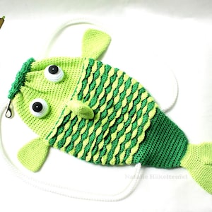 Fish Shape Backpack EN/DE Backpack