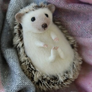 HEDGEHOG, felt hedgehog, wool animal, needle felted, felted figurine, mohair teddy image 4