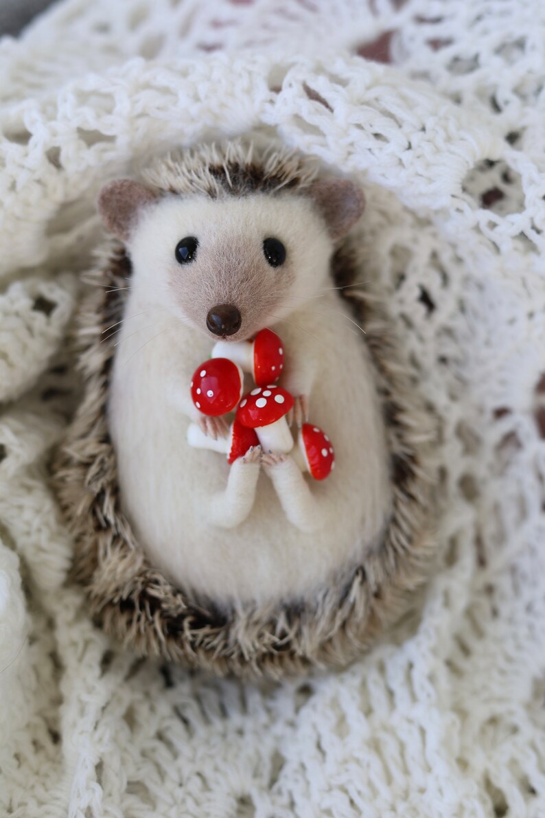 HEDGEHOG, felt hedgehog, wool animal, needle felted, felted figurine, mohair teddy image 7