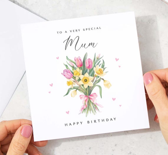 Happy Birthday Mum Card, Stylish Floral Design