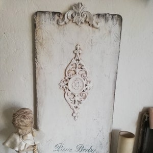 dekoratives MDF-Paneel 3Bretter Optik PARFUMERIE Weiß/Beige/Braun/Grautönene Schnörkelornamente 30x60cm ShabbyChic Deko Wohn/Schlafzimmer Bild 3