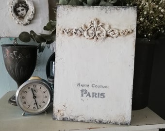 Shabby Chic dekoratives kleines Holzpaneel in Weiß/Beigetönen viel Struktur und Ornament ganzjährige Deko Büro Wohn/Schlafzimmer Geschenk