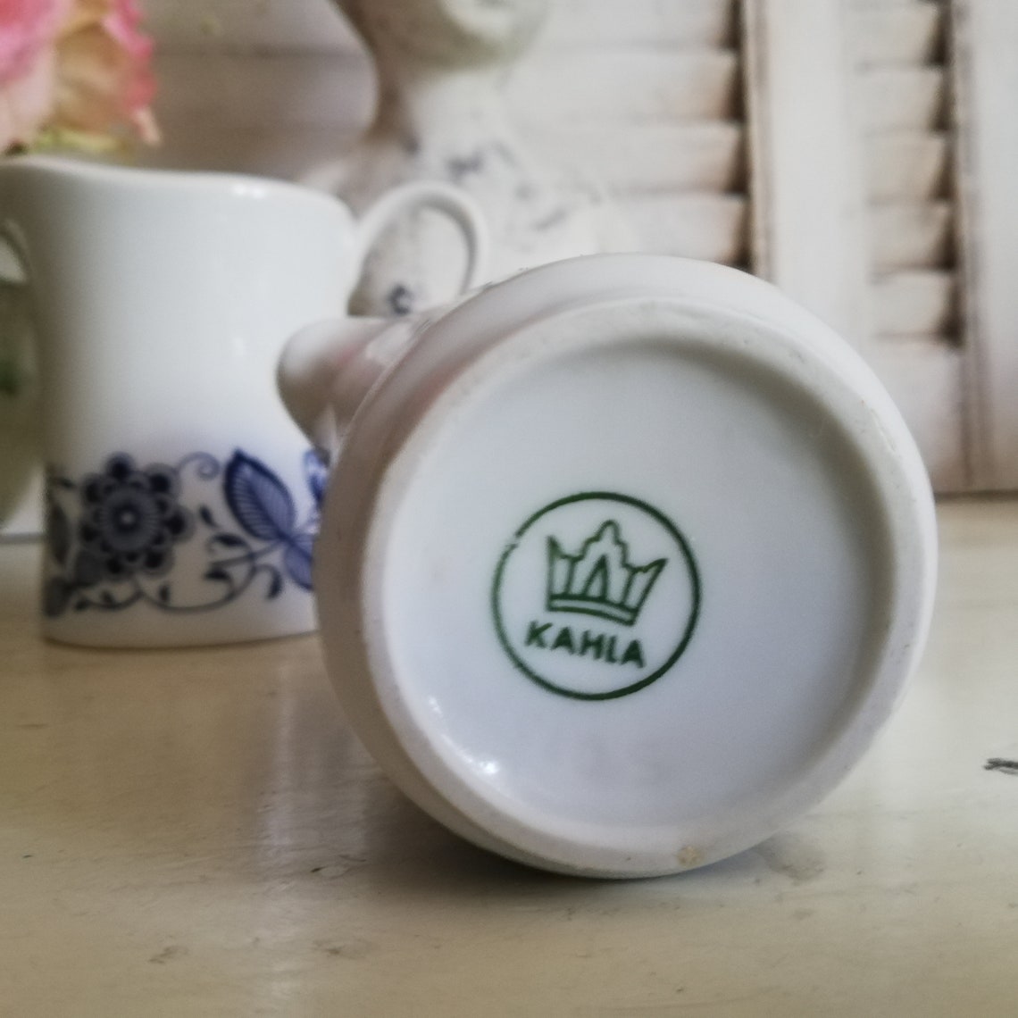 VINTAGE hübsches altes kleines weißes Kännchen mit blauem | Etsy