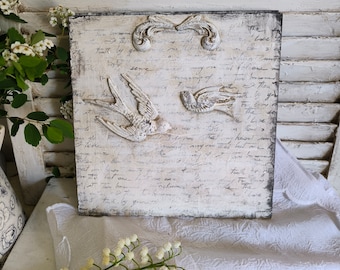 SHABBY CHIC dekoratives quadratisches Holzschild Paneel in Weiß/Beige/Brautönen mit Ornament in 2 Motiven Mitbringsel Ostern Muttertag Deko