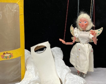 Pelham Puppets Fairy Angel Marionnette dans une boîte nommée type SL3