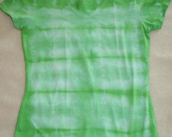 MINT Batik T-Shirt  Gr. M / 40 hellgrün