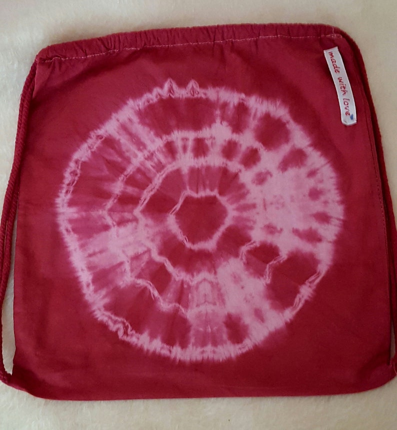 Grape batik gymnastic bag/Backpack 35 x 37 cm Claret image 1