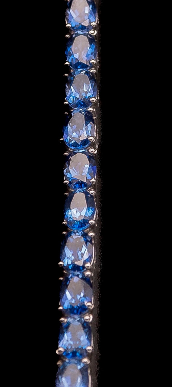 Stunning Blue Topaz & Sterling Silver Bracelet. Li