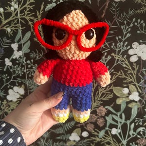 Chibi burger person Linda