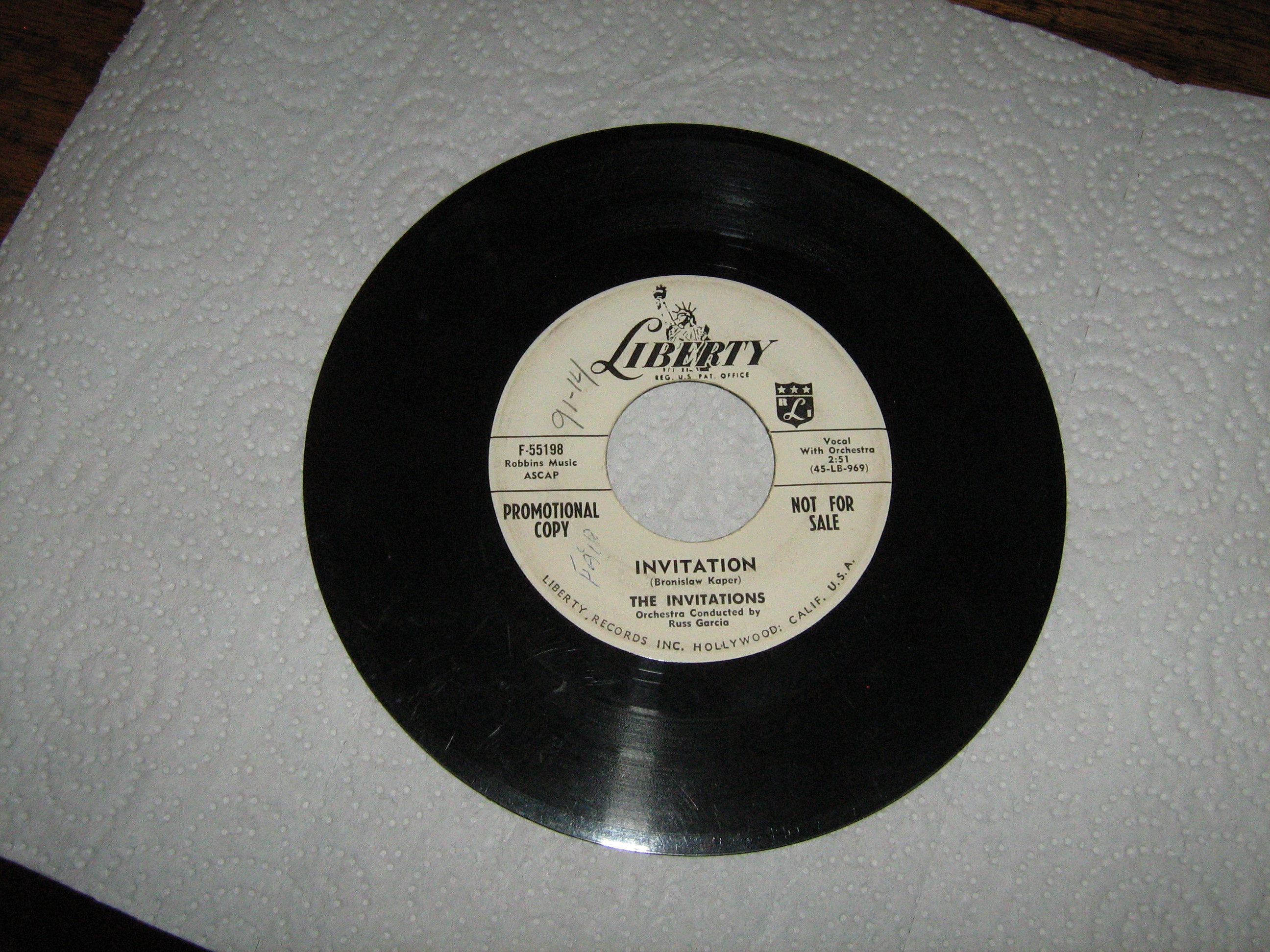 1960s 45 Rpm Promo. Northern Soul the Invitations on Liberty # F-55198 (  Sweet Someone ) Flip Side is ( Invitation ) - Etsy, image size:2592x1944