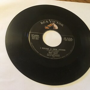 Reet Riley  pop 45s record on R C A # 47- 6506 ( evolutionary blues ) flip side is ( I found a new sound )
