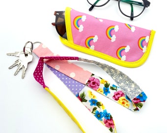 Gift set with sunglasses or reading glasses case and lanyard Arcoiris