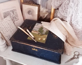 Nähkästchen, Schatulle, Pappschachtel aus der Zeit der Jahrhundertwende/um 1900, antik, kleine Gemäldeapplikation