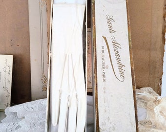 Antike Papierschachtel/Verpackung, Handschuh-Schachtel aus Paris, mit Leder -Handschuh