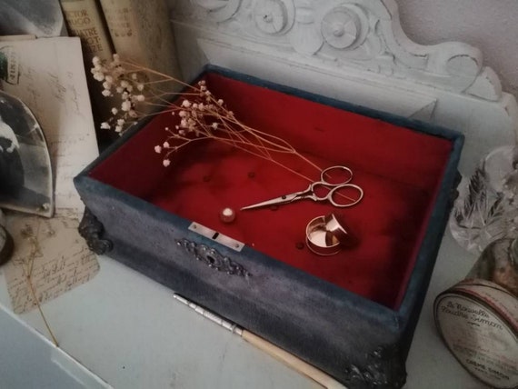 Victorian sewing box/necessaire/casket, blue velv… - image 7