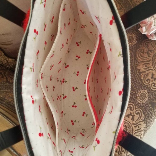 Red Shoulder shops Purse