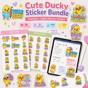 以下が含まれることがあります： 黄色いアヒルのキャラクター、様々なアクセサリー、テキストが特徴のデジタルステッカーバンドル。30枚のステッカー、2枚のシート、PNGファイル、300 DPIの解像度が含まれています。グラフィックには、帽子、傘、花を身につけたアヒルが描かれています。