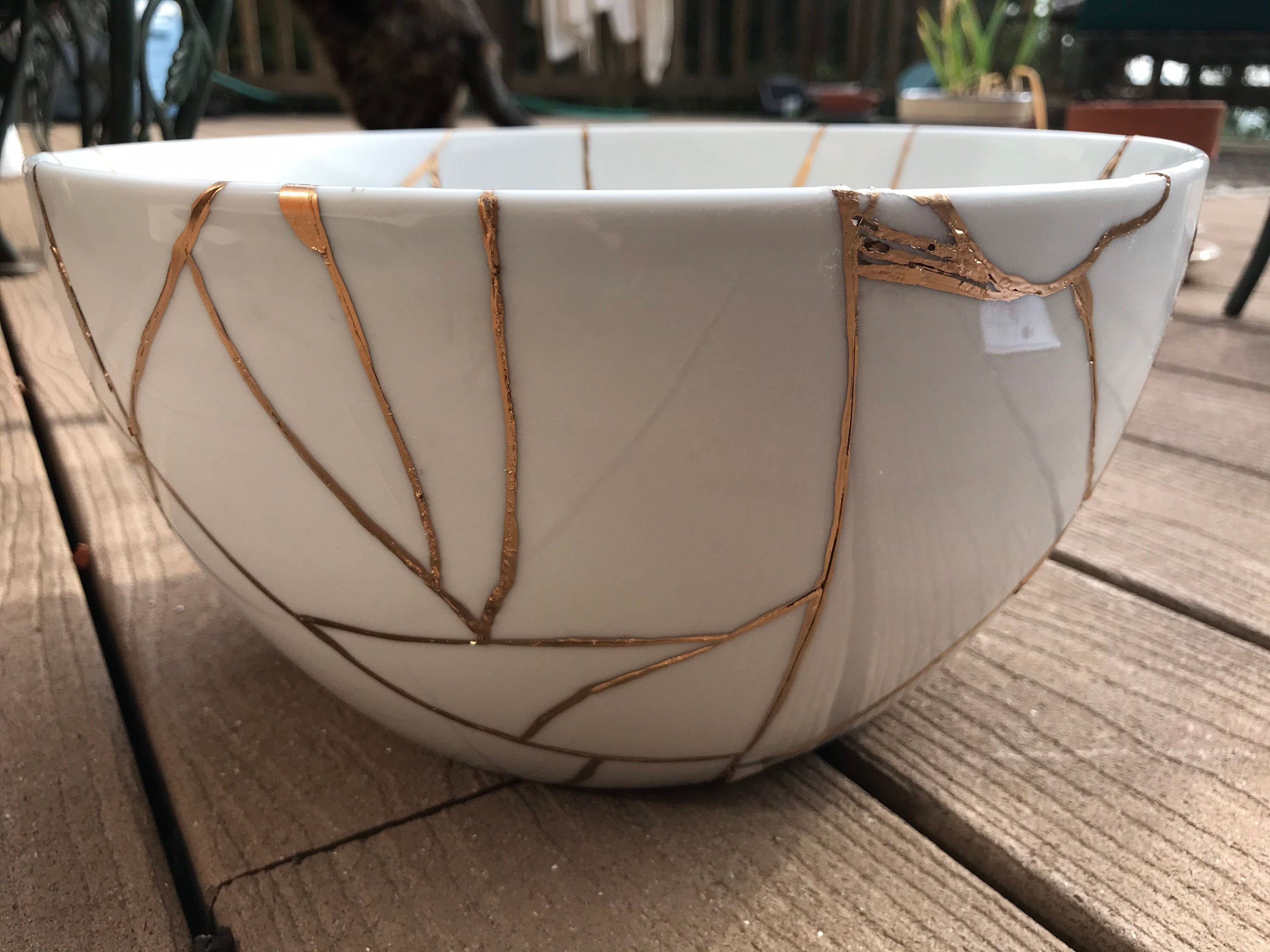 Large Kintsugi Bowl With 30 Plus Breaks - Etsy