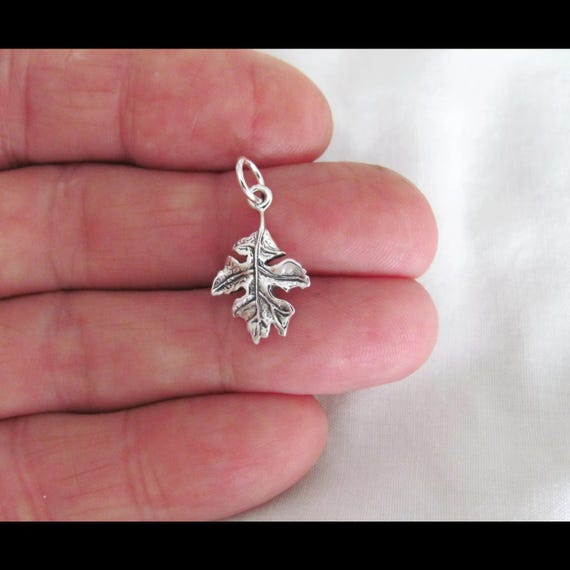 Vintage Sterling Silver Oak Leaf Charm Unbranded 925 Silver