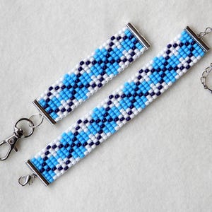 Carolina Argyle bead keychain & bracelet, handmade, 30% to hurricane relief