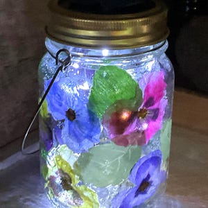 Mason Jar Solar Fairy Light Lantern Colorful PansyFlowers Line Inside Jar Pint Size