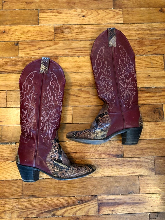 1970s Justin women’s red snakeskin cowboy boots -… - image 1