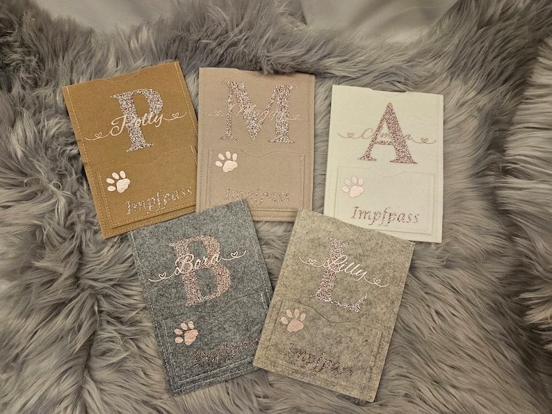 Vaccination passport cover for animal passport dog/cat, pet ID card, passport, EU passport made of felt with name, personalized, additional compartment image 10