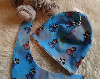 Newborn Beanie and triangular scarf, head circumference 45 -47 cm