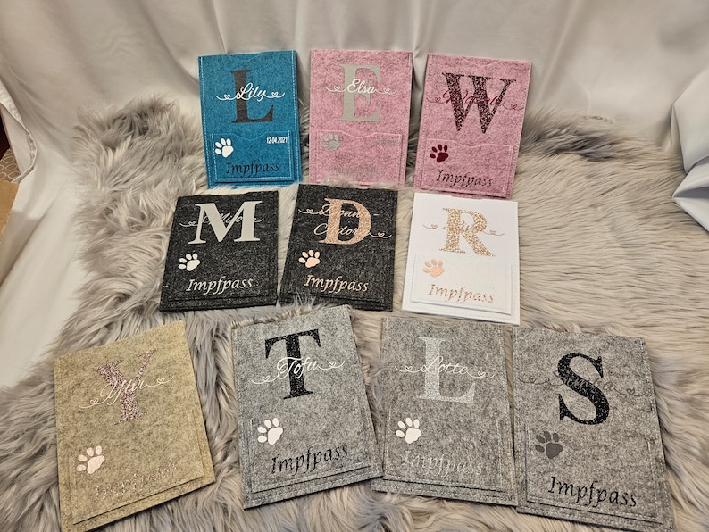 Vaccination passport cover for animal passport dog/cat, pet ID card, passport, EU passport made of felt with name, personalized, additional compartment image 9