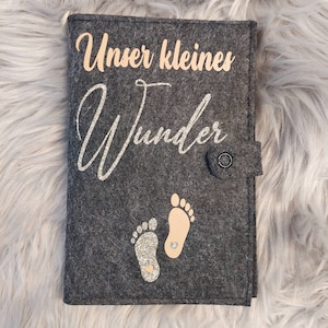 Felt mother&#39;s passport cover &quot;our little miracle&quot; baby feet, personalized