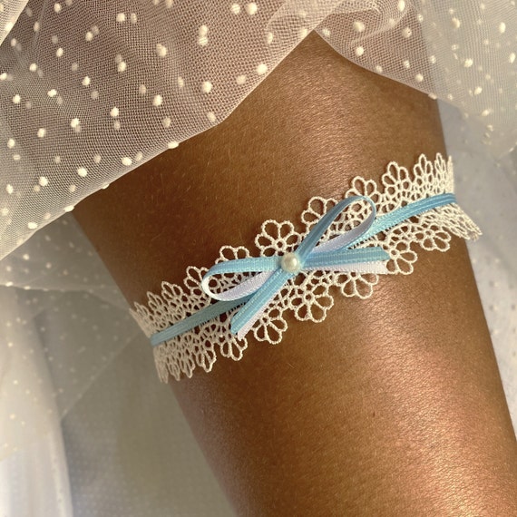 Braut Strumpfband Spitze Weiß mit Blau Schleife Hochzeit Accessoires Braut Schmuck Spitze Strumpfband BOHO Geschenk für Braut Weding