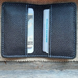 Cartera Trillium: billetera minimalista plegable para tarjetas con dos bolsillos, hecha a mano en cuero italiano y francés de grano completo